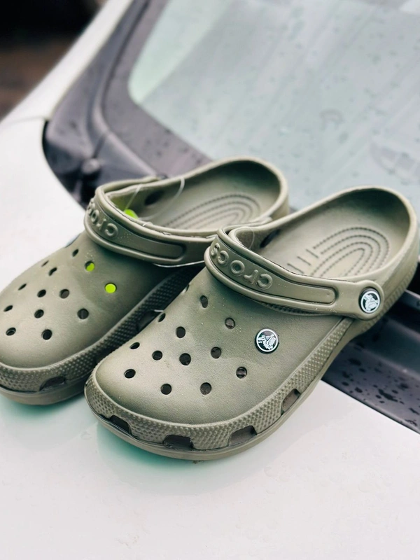 Crocs