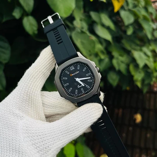 Watch Black