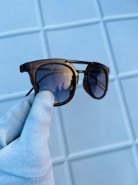 Sunglass