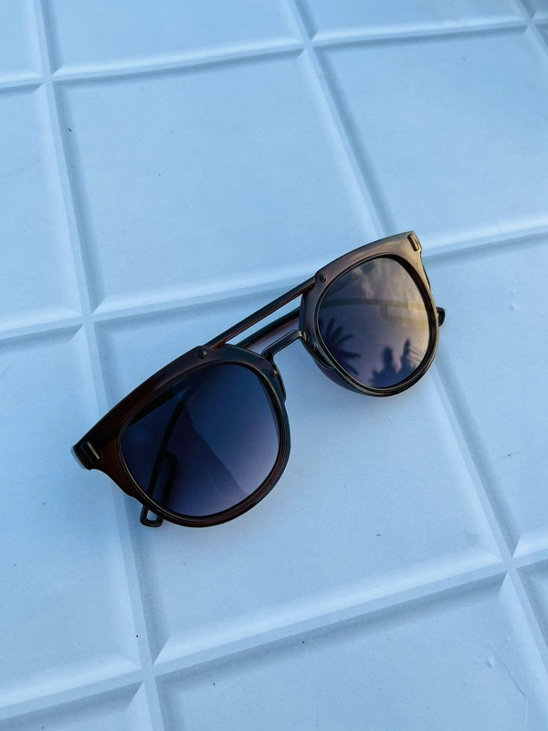Sunglass