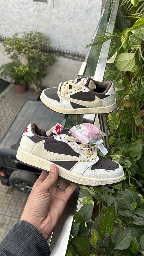 Jordan cut low jack cactus (41 - 45)