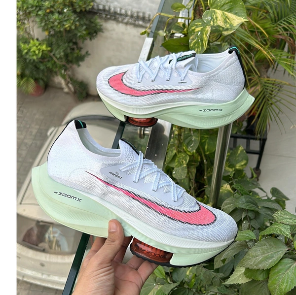 Nike zoom alfa fly (41 -45)