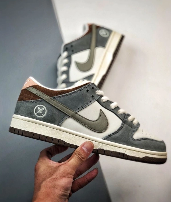 Nike sb dunk feather grey