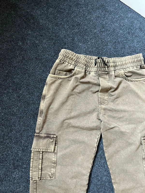 Joggers (32,34)