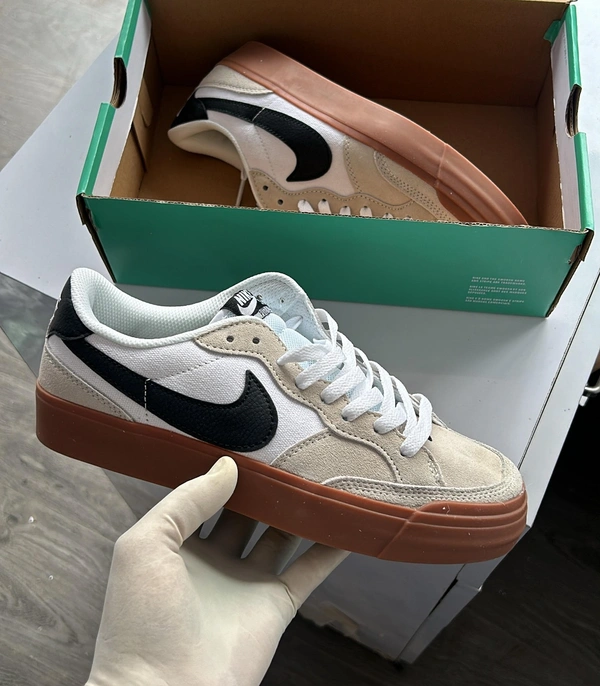 Nike blazer SB LOW (41 - 45)