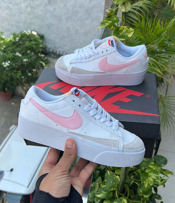 Nike blazer low platform girls (36 - 40)