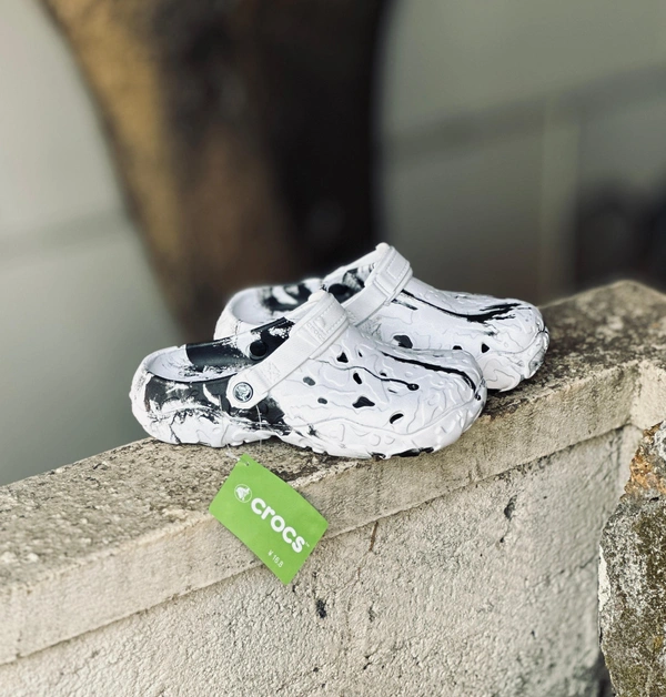 Crocs Printed (6-11,4 colors)