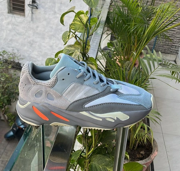 Adidas yeezy 700 wave runner (41 - 45)