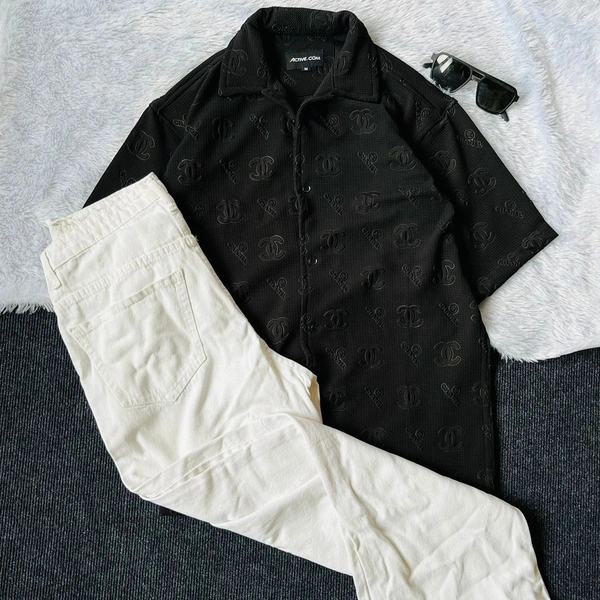Imported Shirt + Baggy Jeans (XL)