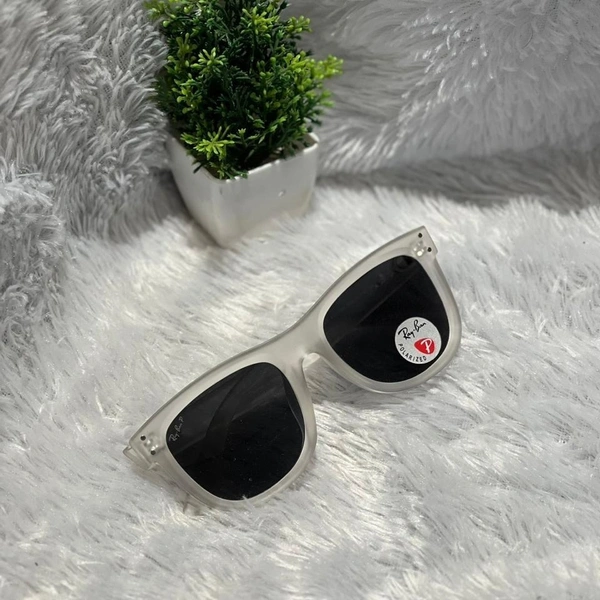 Sunglass