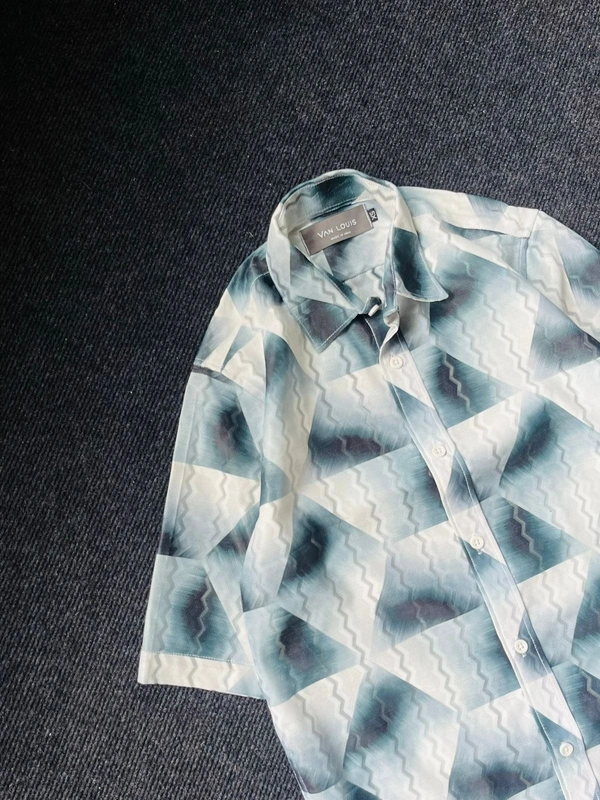 5 Sleeve Shirt (XS)