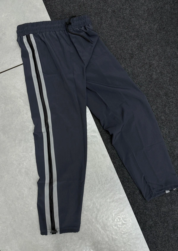 Loose Fit Track (30)
