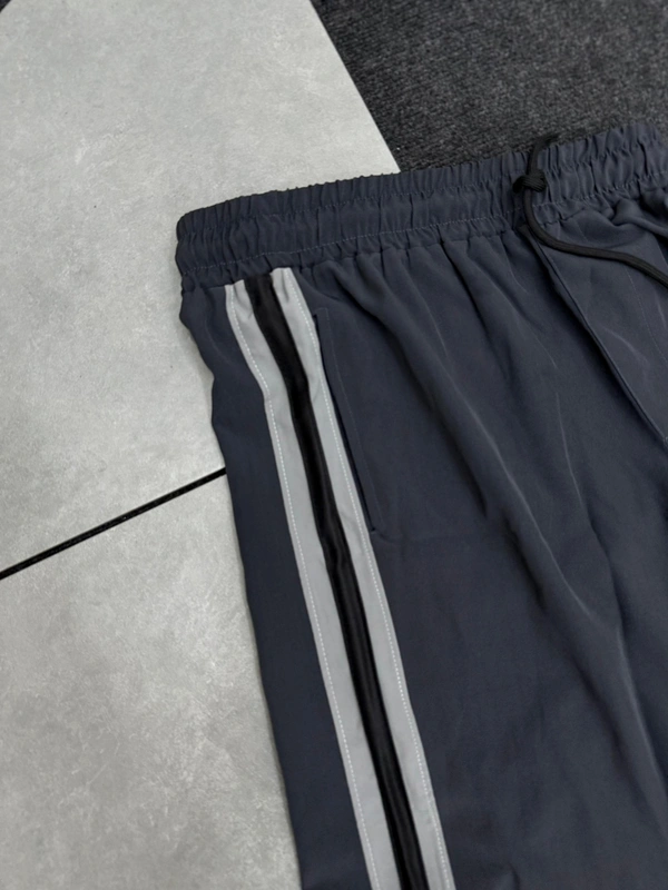 Loose Fit Track (30)