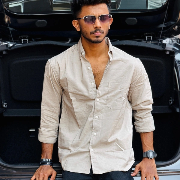  PREMIUM PLAIN SHIRTS (S,L)