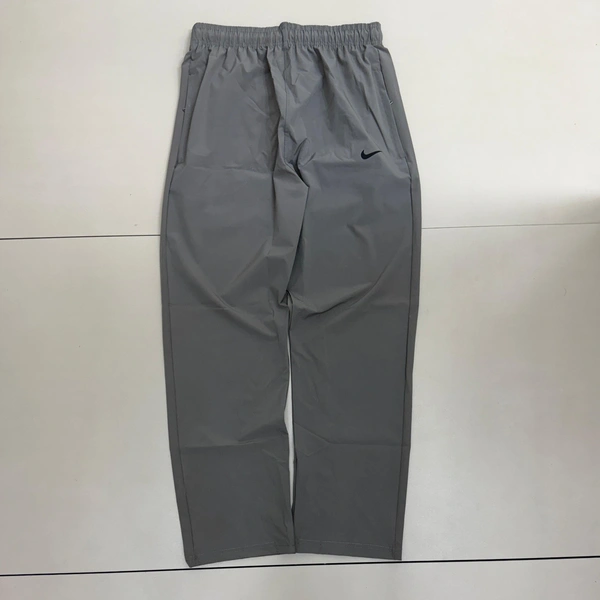 Loose Fit Track (L)