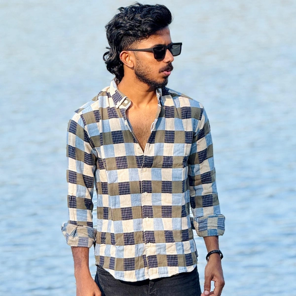 Premium Checks Shirts (S,XL)