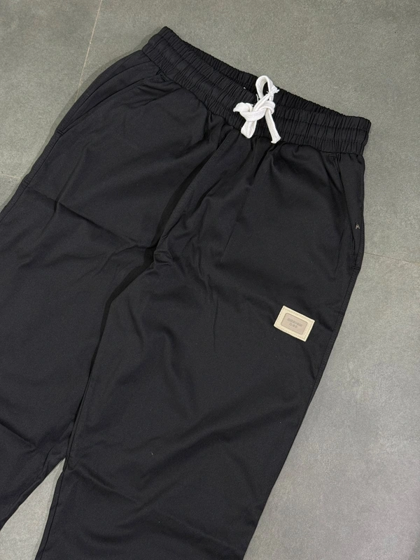 Loose Fit Track (M,L,XL)