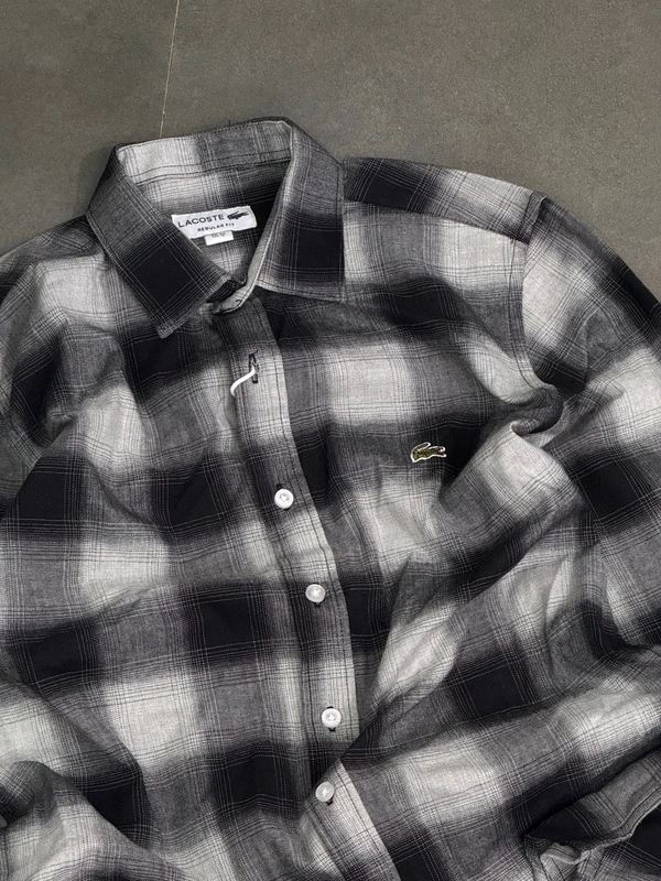 Premium Checks Shirt (M)