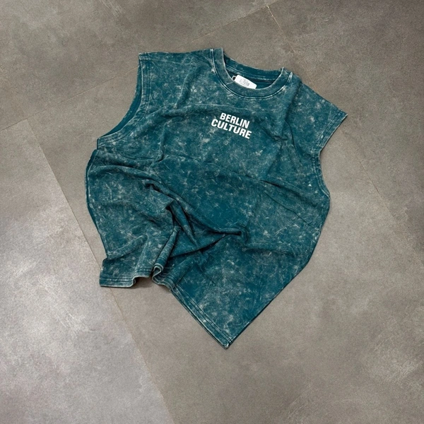 Sleeveless Tshirt (M)