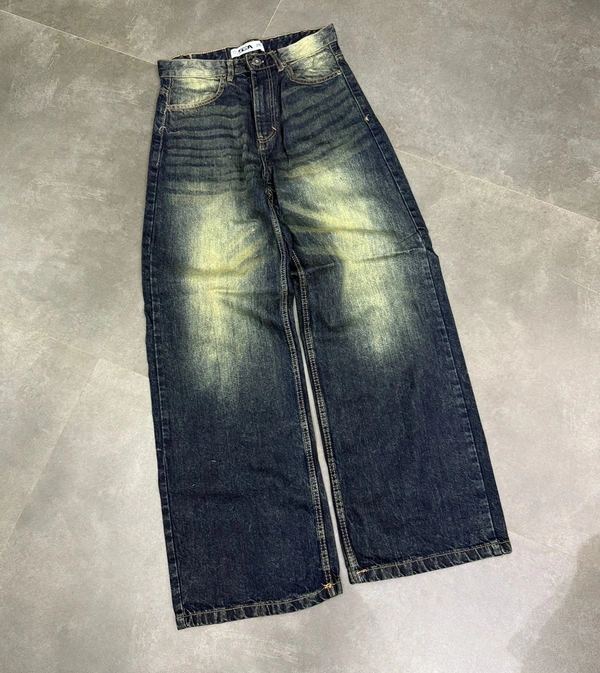 Offer Wide Leg Baggy Jeans (28,30,32)