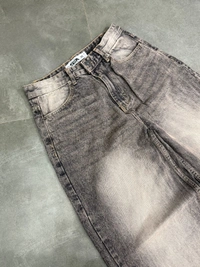 Offer Wide Leg Baggy Jean (28,30,32)