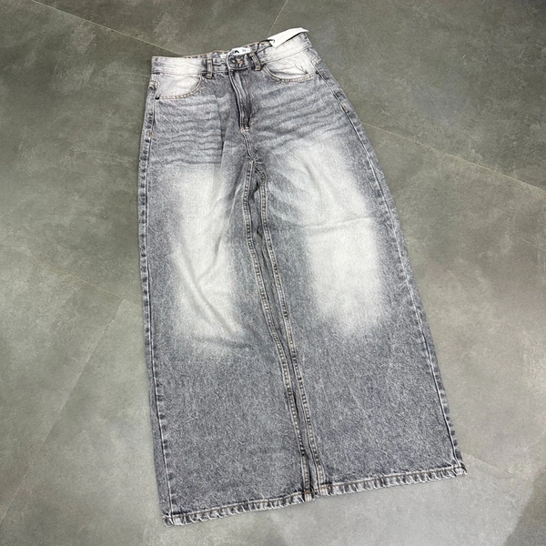 Offer wide Leg Baggy Jean (30,32,34)