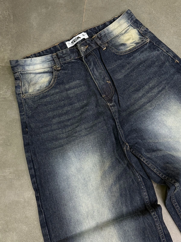 Offer wide Leg Baggy Jean (30,32,34)