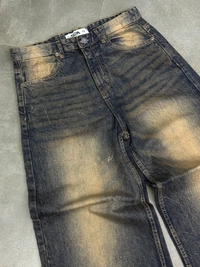 Offer wide Leg Baggy Jean (28,30,32)