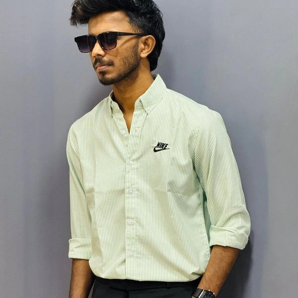 Old Money Shirt (S)