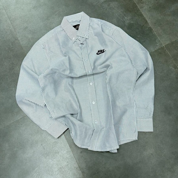 Old Money Shirt (S)