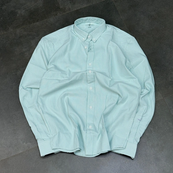 Old Money Shirt (M,L,XL)