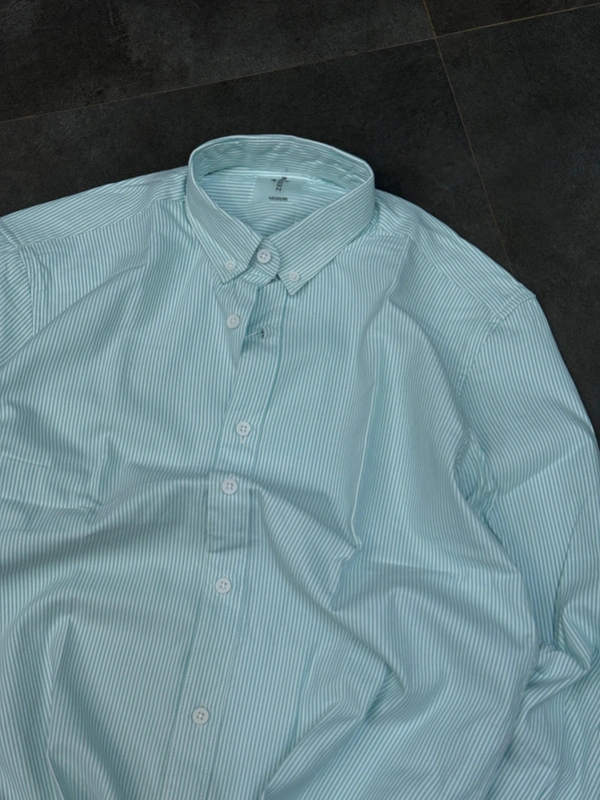 Old Money Shirt (M,L,XL)