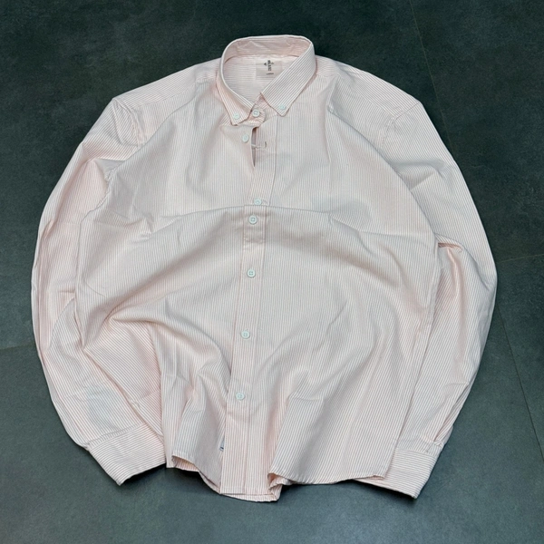 Old Money Shirt (M,L,XL)