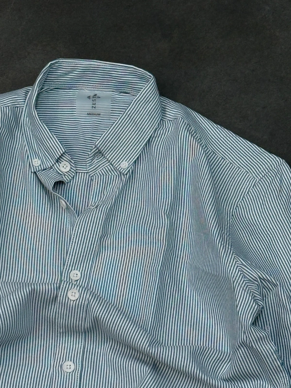 Old Money Shirt (M,L,XL)