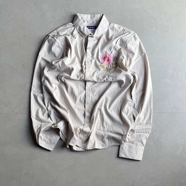 Premium Embroidery Shirt (M)