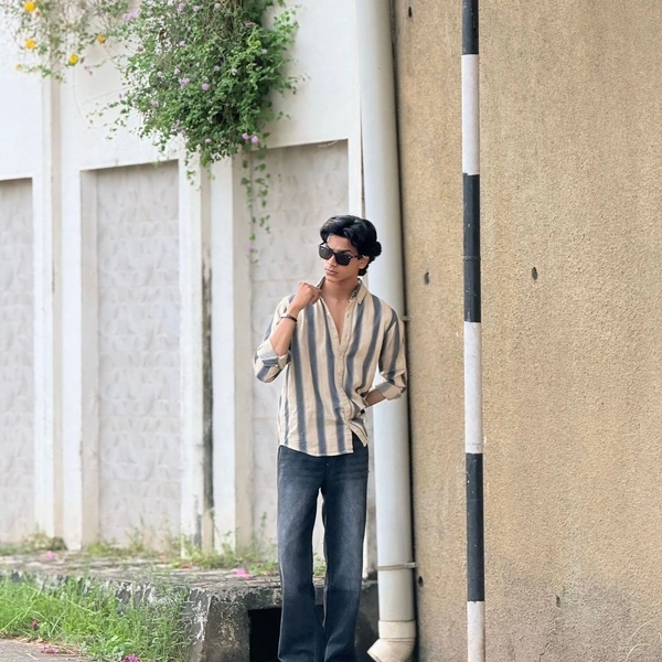 Premium Stripes Shirt (S,M,L,XL)