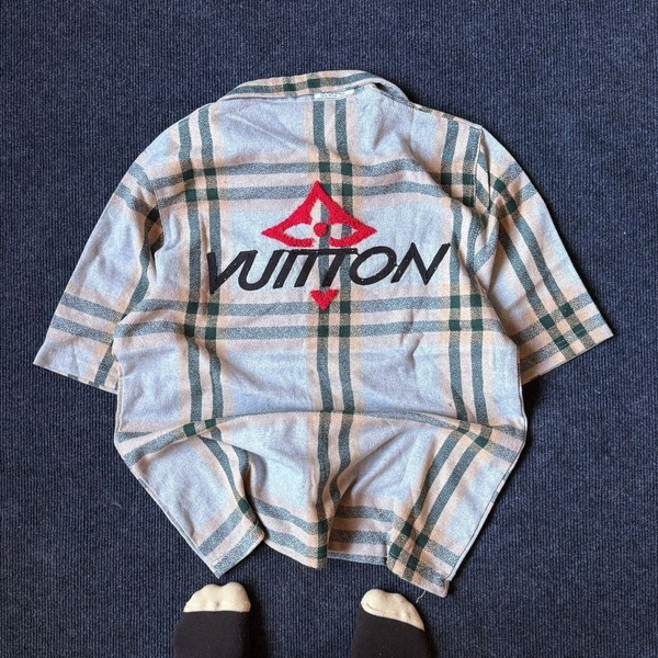 Five Sleeve Shirt (L)