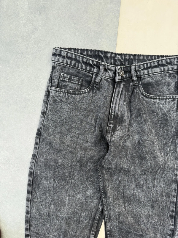 Mom Fit Jeans (28)