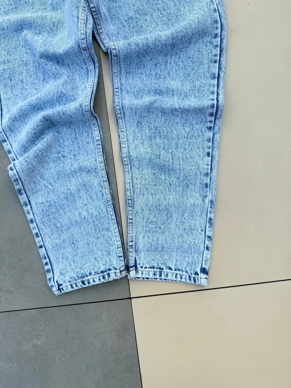 Mom Fit Jeans (28,30,3236)