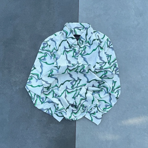 Premium Print Shirt (S,L)