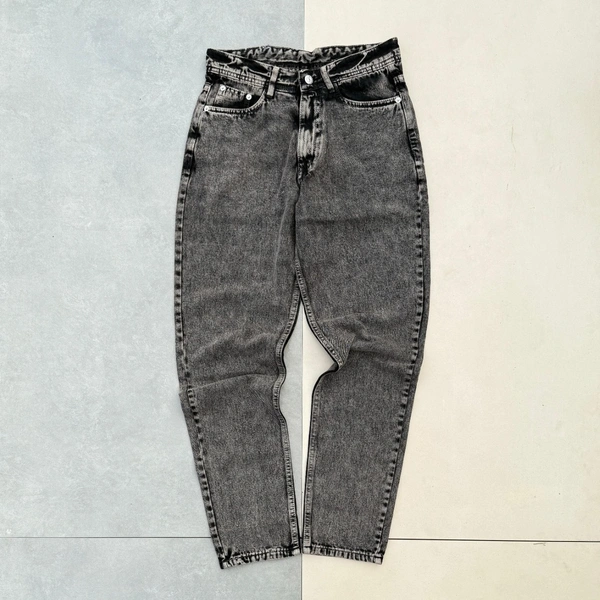Mom Fit Jeans (28)