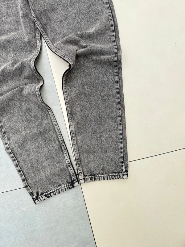 Mom Fit Jeans (28)