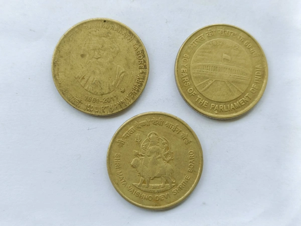 3 Different 5 Rupees Commemorative Coins Set