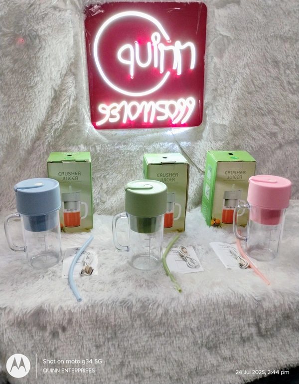 Portable Crusher Juicer With Handle & Straw, USB Rechargeable 6 Blades (420 ML)