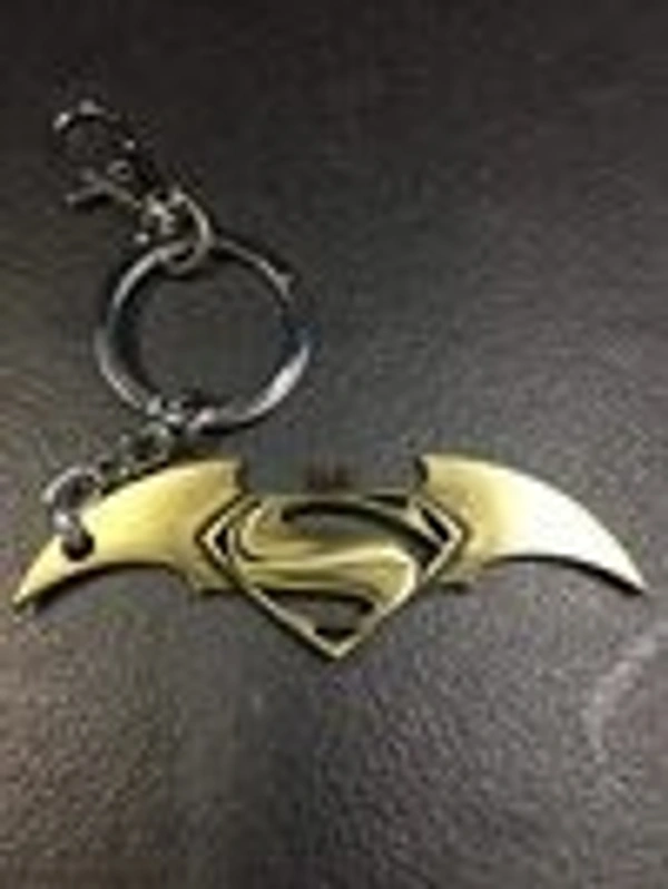 Batman Vs Superman - Metal Keyring