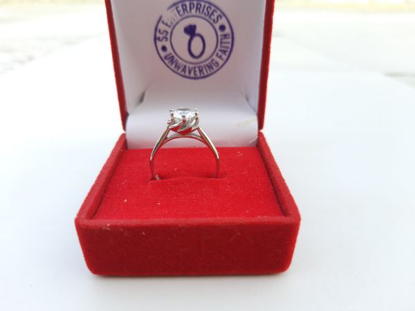Solitaire Ring Silver