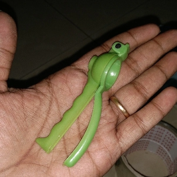 Lemon Squeezer Tiny