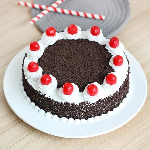 Black Forest Cake / ब्लॅक फॉरेस्ट केक  - 500g+100g free