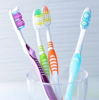 WhiteNFresh  Sensitive Toothbrush - 1pcs (Free Hygiene Cap)