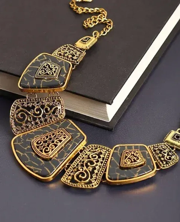 Chukar silver with kundan